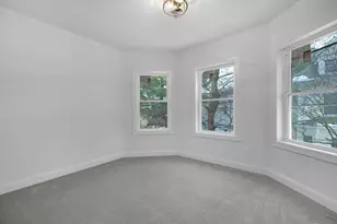 104 Lincoln St, Holyoke, MA 01040 - Photo 29