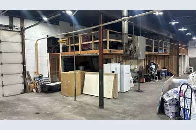 330 William St, Fall River, MA 02721 - Photo 15