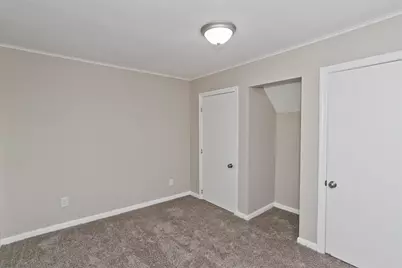 28 Miller St, Ludlow, MA 01056 - Photo 35