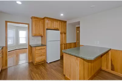 28 Miller St, Ludlow, MA 01056 - Photo 9