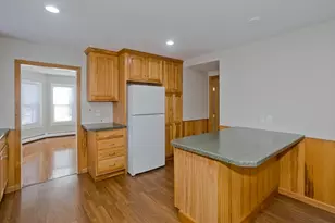28 Miller St, Ludlow, MA 01056 - Photo 9