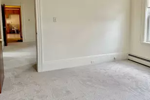 43 Aborn St, Peabody, MA 01960 - Photo 9