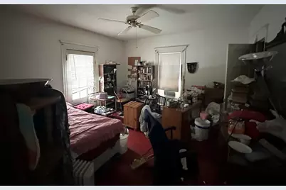 158 Pleasant St, Holyoke, MA 01040 - Photo 11