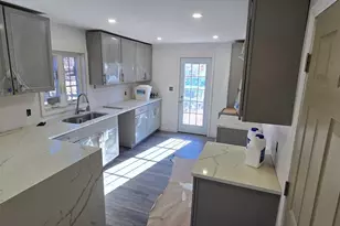 109 Mendon Rd, Sutton, MA 01590 - Photo 1