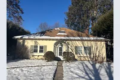 61 Harrison Ave, Northampton, MA 01060 - Photo 1