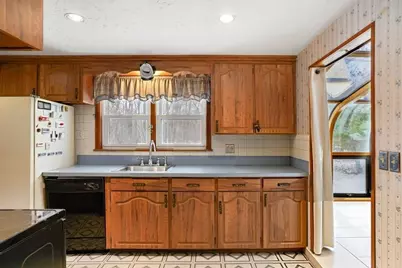 28 Bayberry Ln, Cohasset, MA 02025 - Photo 5