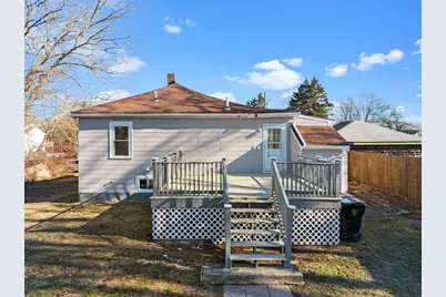 73 Gifford Ave, Dartmouth, MA 02747 - Photo 3