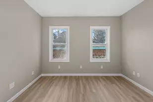 73 Gifford Ave, Dartmouth, MA 02747 - Photo 15