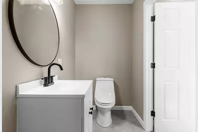 73 Gifford Ave, Dartmouth, MA 02747 - Photo 13