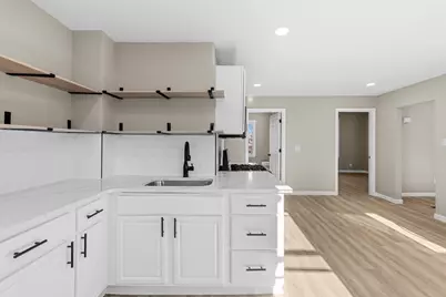 73 Gifford Ave, Dartmouth, MA 02747 - Photo 7