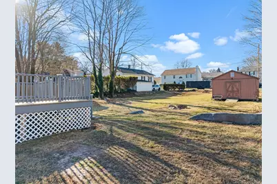 73 Gifford Ave, Dartmouth, MA 02747 - Photo 23