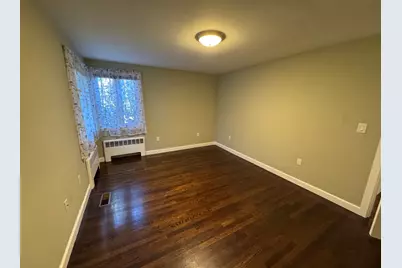 793 Dedham St, Newton, MA 02459 - Photo 15