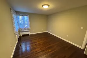 793 Dedham St, Newton, MA 02459 - Photo 15