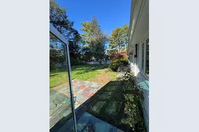 793 Dedham St, Newton, MA 02459 - Photo 25