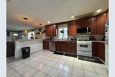 47 Shawmut St, Revere, MA 02151 - Photo 7