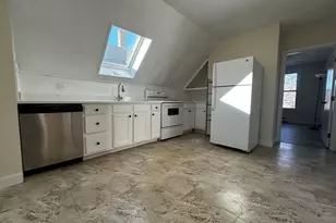 53 Hale St, Beverly, MA 01915 - Photo 5