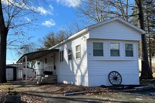 6 Stagecoach Dr, Brookfield, MA 01506 - Photo 1