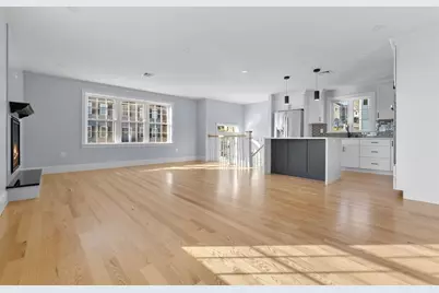 35 Liberty Ave, Revere, MA 02151 - Photo 9