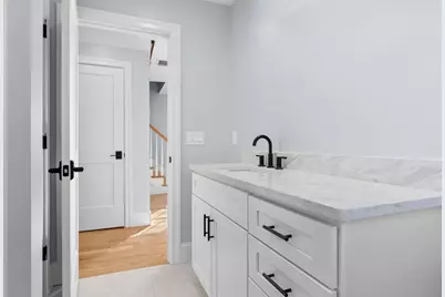 35 Liberty Ave, Revere, MA 02151 - Photo 15