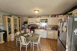 37 Tuttle St, Revere, MA 02151 - Photo 3