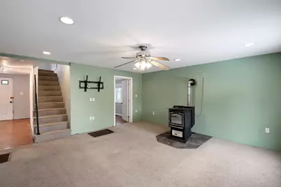 15 Myrtle Ave, Sterling, MA 01564 - Photo 11