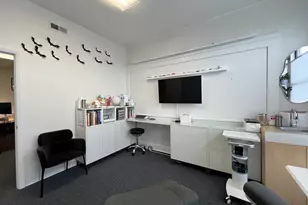 1318 Beacon St, Brookline, MA 02446 - Photo 1