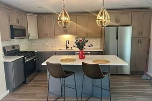 9 Riverbank Cir, Haverhill, MA 01835 - Photo 3