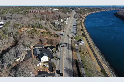 825 Scenic Hwy #4, Bourne, MA 02532 - Photo 23