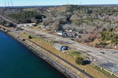 825 Scenic Hwy #4, Bourne, MA 02532 - Photo 25