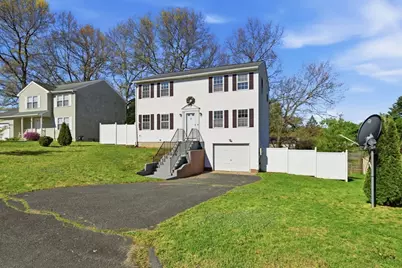 22 Pheasant Drive, Springfield, MA 01119 - Photo 3