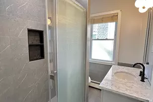 19 Roslyn St, Salem, MA 01970 - Photo 3