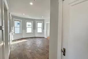 19 Roslyn St, Salem, MA 01970 - Photo 7