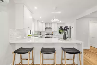 18 Lynn St, Malden, MA 02148 - Photo 7