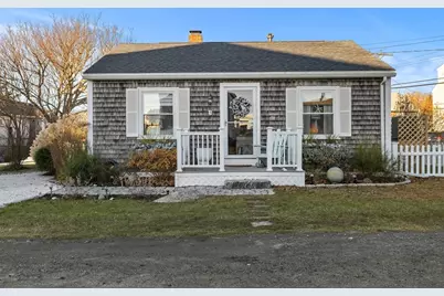 5 Beach St, Mattapoisett, MA 02739 - Photo 3