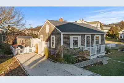 5 Beach St, Mattapoisett, MA 02739 - Photo 1