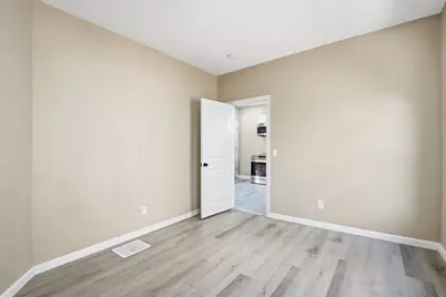 52 Osgood St, Springfield, MA 01107 - Photo 11