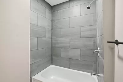 52 Osgood St, Springfield, MA 01107 - Photo 13