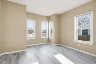 52 Osgood St, Springfield, MA 01107 - Photo 9