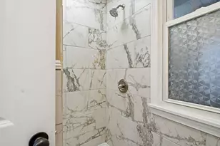 52 Osgood St, Springfield, MA 01107 - Photo 27