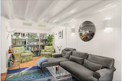 33 Ocean Ave, Oak Bluffs, MA 02557 - Photo 15