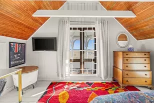 33 Ocean Ave, Oak Bluffs, MA 02557 - Photo 21