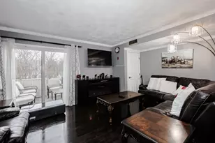 100 Merrimack Ave, Dracut, MA 01826 - Photo 9