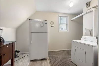 14 Hancock St, Worcester, MA 01610 - Photo 9