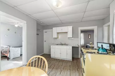 14 Hancock St, Worcester, MA 01610 - Photo 21