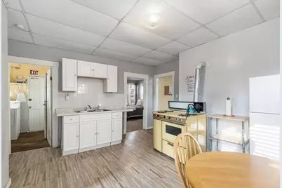 14 Hancock St, Worcester, MA 01610 - Photo 17