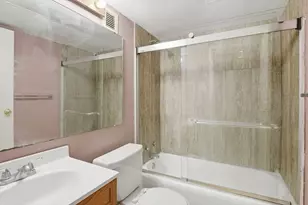 70 Southbridge St, Worcester, MA 01608 - Photo 15