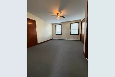 68 Cross St, Fall River, MA 02723 - Photo 9