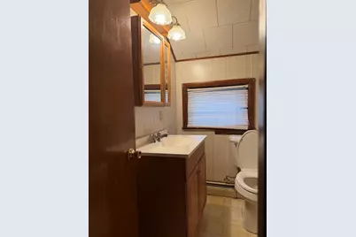 68 Cross St, Fall River, MA 02723 - Photo 13