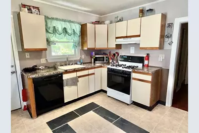 23 Orient St, Malden, MA 02148 - Photo 21