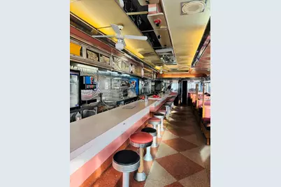 805 Rockdale Ave, New Bedford, MA 02740 - Photo 5